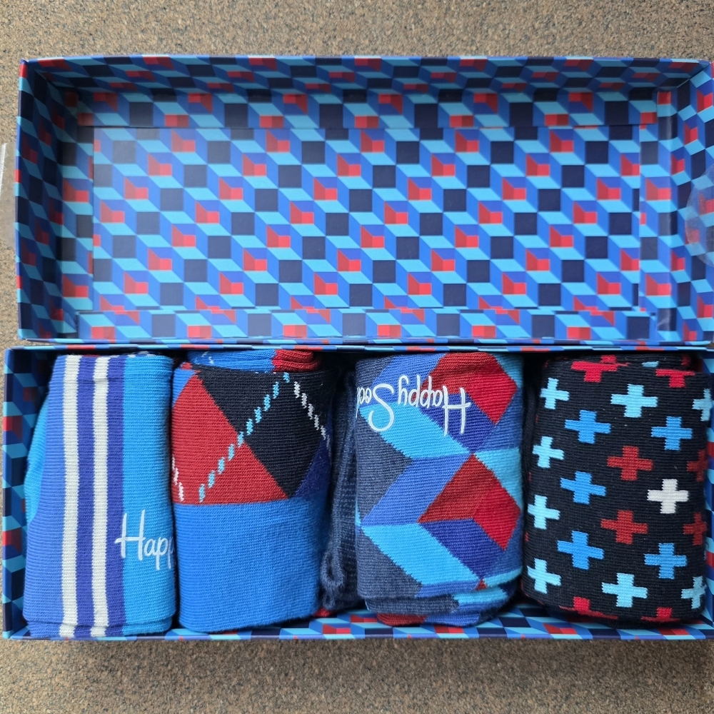 4 Pairs Adult Crew Happy Socks New In Box